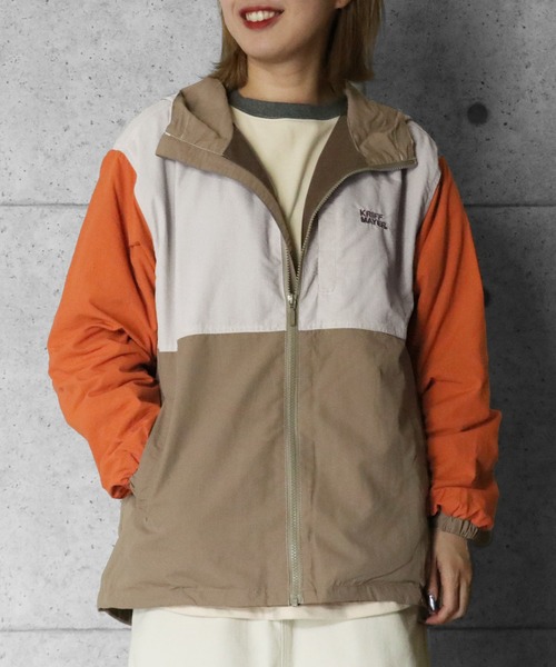 KRIFF MAYER Lady's Collection(クリフメイヤーレディースコレクション)の「アクティブフードJK(マウンテンパーカー・レディース・カラフル/ベージュ/ネイビー/その他5/その他6/ブルーグリーン・MEDIUM/LARGE)」の4枚目の写真
