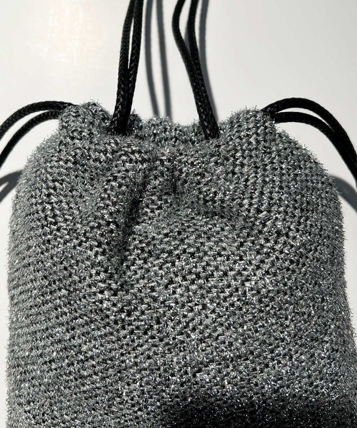 BABYLONE（バビロン）の「グリッターポーチ（ショルダーバッグ・レディース・シルバー・フリー）」の13枚目の写真