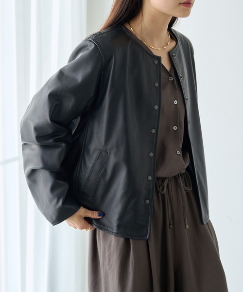 PUAL CE CIN（ピュアルセシン）の「【24AW】ラムレザーノーカラー