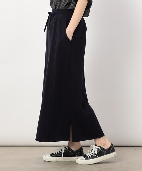 ONIGIRI（オニギリ）の「【 速乾 】裏毛ナロースカート/セットアップ対応（スカート・レディース・ブラウン/ベージュ/ネイビー・FREE）」の3枚目の写真