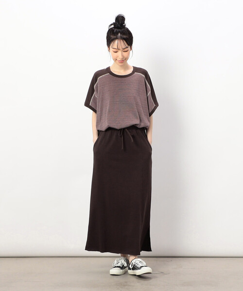 ONIGIRI（オニギリ）の「【 速乾 】裏毛ナロースカート/セットアップ対応（スカート・レディース・ブラウン/ベージュ/ネイビー・FREE）」の9枚目の写真