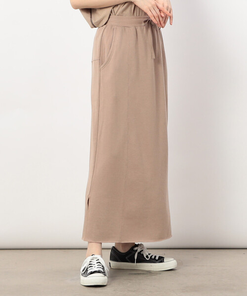 ONIGIRI（オニギリ）の「【 速乾 】裏毛ナロースカート/セットアップ対応（スカート・レディース・ブラウン/ベージュ/ネイビー・FREE）」の15枚目の写真