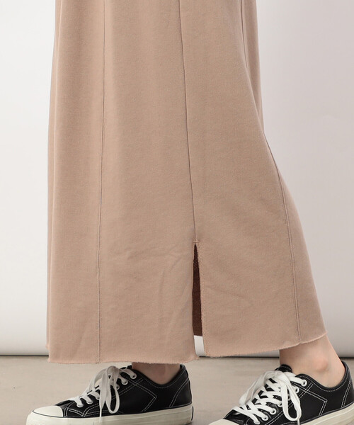 ONIGIRI（オニギリ）の「【 速乾 】裏毛ナロースカート/セットアップ対応（スカート・レディース・ブラウン/ベージュ/ネイビー・FREE）」の4枚目の写真