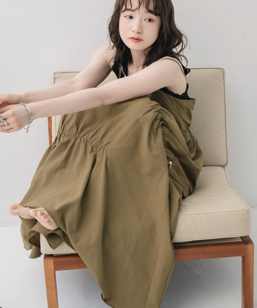 RETRO GIRL（レトロガール）の「2wayナイロンキャミOP（ワンピース・レディース・ナチュラル/ブラック/グリーン・FREE）」の16枚目の写真