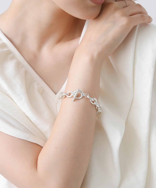 Gready Brilliant（グレディブリリアン）の「チェーンマンテルブレスレット（ブレスレット・レディース・ゴールド/シルバー・FREE）」の2枚目の写真