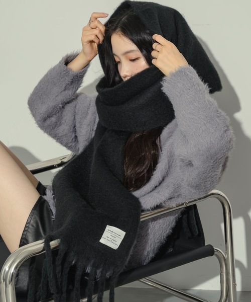 NEUNA（ヌナ）の「起毛フェイクウールマフラー（マフラー・レディース・チャコールグレー/ブラック/アイボリー/ブラウン・FREE）」の5枚目の写真