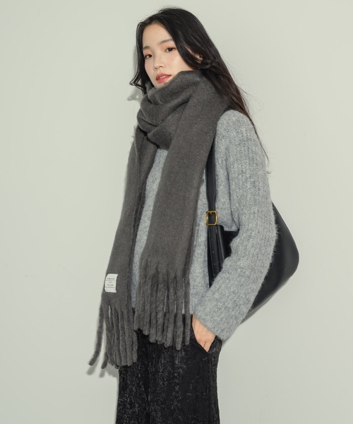 NEUNA（ヌナ）の「起毛フェイクウールマフラー（マフラー・レディース・チャコールグレー/ブラック/アイボリー/ブラウン・FREE）」の10枚目の写真