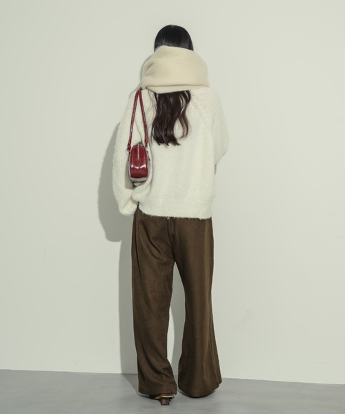 NEUNA（ヌナ）の「起毛フェイクウールマフラー（マフラー・レディース・チャコールグレー/ブラック/アイボリー/ブラウン・FREE）」の19枚目の写真