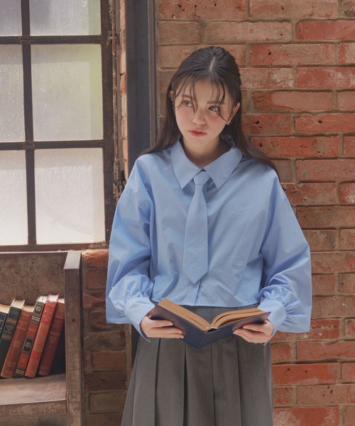 GLOBAL WORK（グローバルワーク）の「ネクタイ付きクロップドシャツ/AND YUA ANY/132131（シャツ/ブラウス・キッズ・ブルー/ストライプ・FREE）」の6枚目の写真