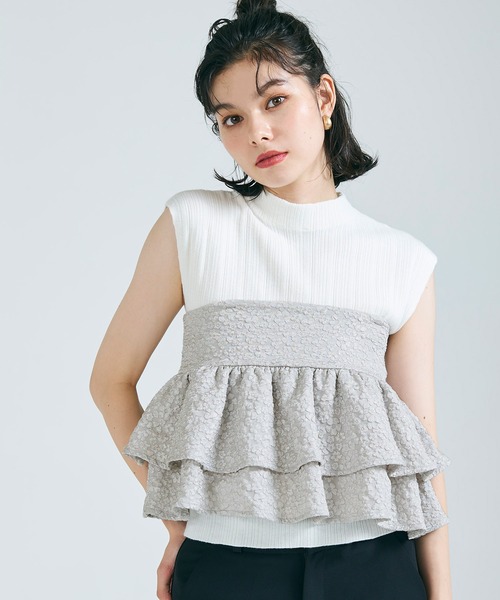 coca(coca)(コカ)の「上品エンボス バックリボン2wayビスチェ(キャミソール・レディース・グレー/ブラック・L/M)」の9枚目の写真