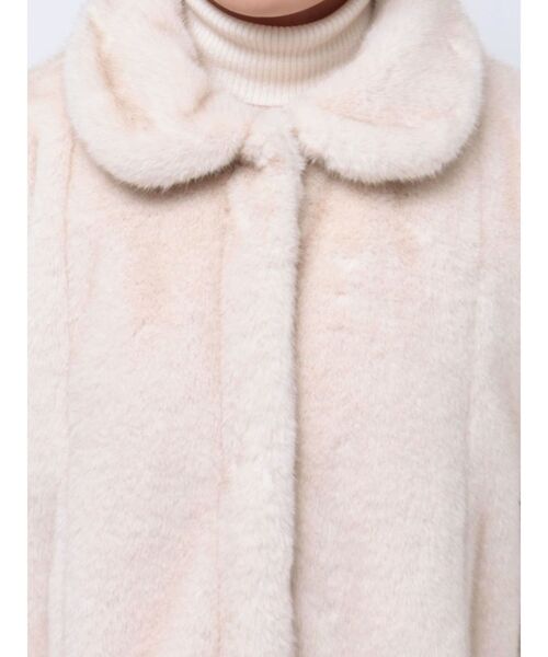merry jenny（メリージェニー）の「cuddlyフェイクファーコート（ノーカラーコート・レディース・アイボリー/モカ・FREE）」の12枚目の写真