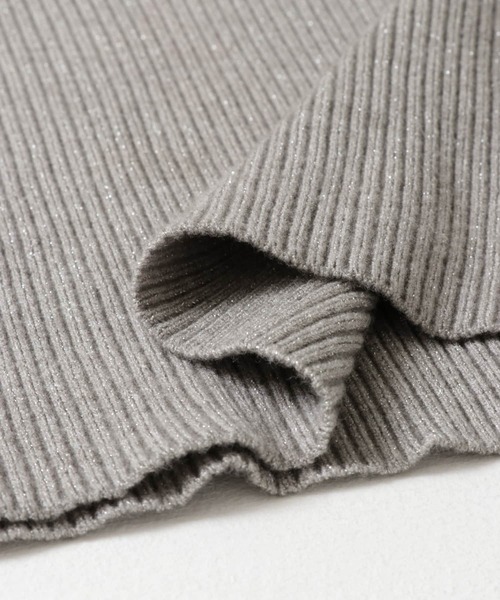 ITEMS URBANRESEARCH(アイテムズ アーバンリサーチ)の「ラメニットスクエアタンクトップ(タンクトップ・レディース・ブラック/グレー/グリーン系その他・FREE)」の10枚目の写真