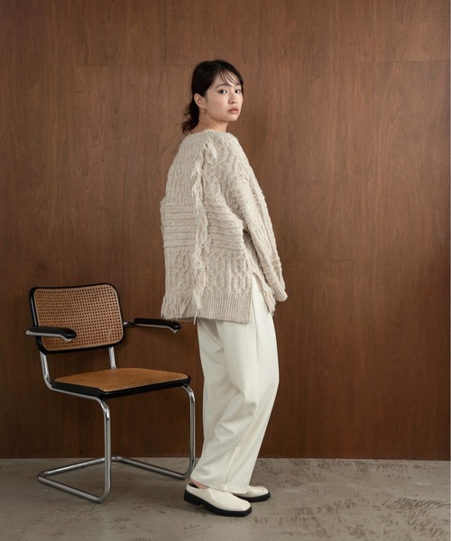 Amiur（エミレ）の「mix fringe melange volume knit / ミックスフリンジメランジボリュームニット（ニット/セーター・レディース・アイボリー/ブラック/ブラウン・FREE）」の18枚目の写真