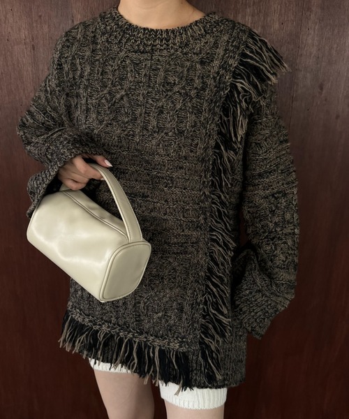 Amiur（エミレ）の「mix fringe melange volume knit / ミックスフリンジメランジボリュームニット（ニット/セーター・レディース・アイボリー/ブラック/ブラウン・FREE）」の5枚目の写真