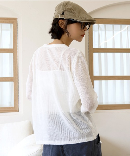 UNE MANSION(ユヌマンション)の「【季節の変わり目におすすめ】 y2kレタリングビーグルシースルーニット(ニット/セーター・レディース・アイボリー/スカイブルー・FREE)」の12枚目の写真