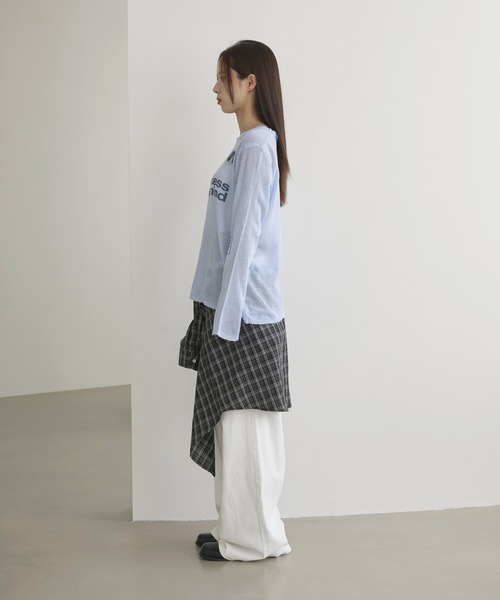 UNE MANSION(ユヌマンション)の「【季節の変わり目におすすめ】 y2kレタリングビーグルシースルーニット(ニット/セーター・レディース・アイボリー/スカイブルー・FREE)」の15枚目の写真