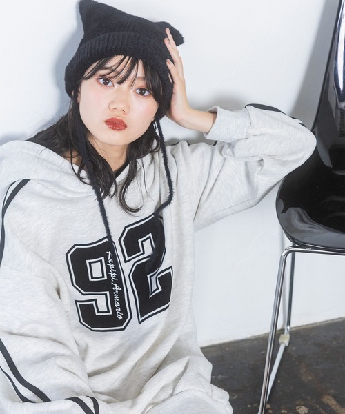 repipi armario（レピピ アルマリオ）の「【裏起毛】ナンバリングフーディワンピース（ワンピース・キッズ・ブラック/グレー/レッド・SMALL/MEDIUM/LARGE）」の11枚目の写真