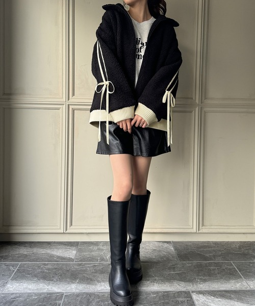 JUNOAH（ジュノア）の「袖リボンボアジャケット（ブルゾン・レディース・モカ/アイボリー/ブラック・SMALL/X-LARGE/LARGE/MEDIUM）」の22枚目の写真