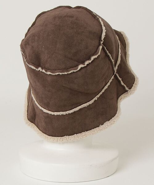 Minnetonka(ミネトンカ)の「【MINNETONKA/ミネトンカ】SUEDE BOA REVERSIBLE BUCKET HAT スエードボアリバーシブルハット(ハット・メンズ・アイボリー/ブラウン/グリーン・FREE)」の4枚目の写真