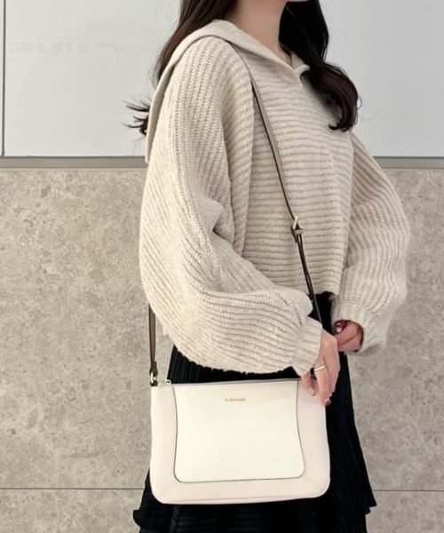 & chouette(アンドシュエット)の「《SPECIAL PRICE》バイカラーシンプルショルダーバッグ(ショルダーバッグ・レディース・ラベンダー/ピンク/ブラック/オフホワイト/グレー・FREE)」の2枚目の写真
