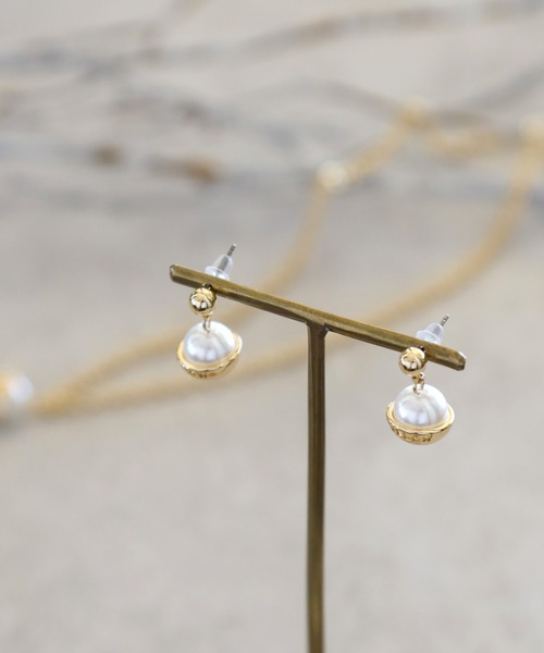 BAYFLOW（ベイフロー）の「ロゴボールピアス（ピアス（両耳用）・レディース・ゴールド/シルバー・FREE）」の3枚目の写真