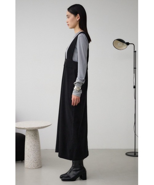 AZUL by moussy(アズールバイマウジー)の「フロントジップジャンパースカート(ワンピース・レディース・ブラック/ライトベージュ・MEDIUM/SMALL)」の7枚目の写真