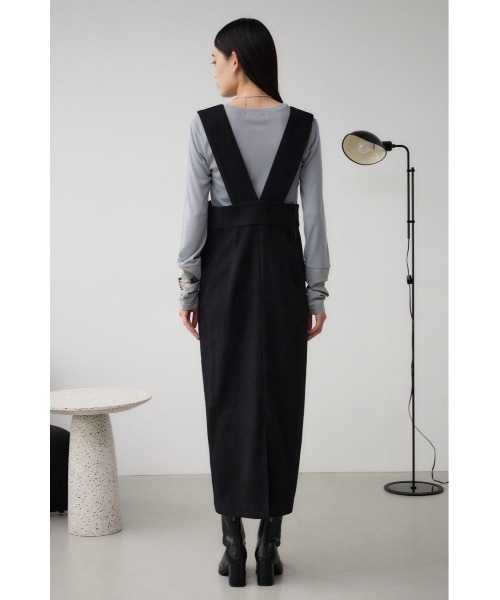 AZUL by moussy(アズールバイマウジー)の「フロントジップジャンパースカート(ワンピース・レディース・ブラック/ライトベージュ・MEDIUM/SMALL)」の8枚目の写真