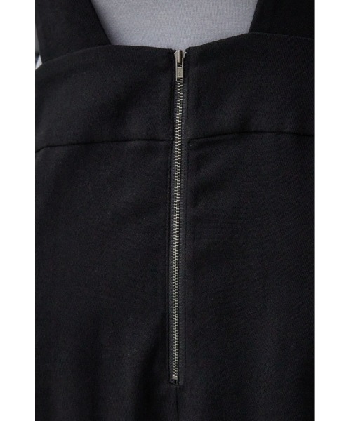AZUL by moussy(アズールバイマウジー)の「フロントジップジャンパースカート(ワンピース・レディース・ブラック/ライトベージュ・MEDIUM/SMALL)」の13枚目の写真