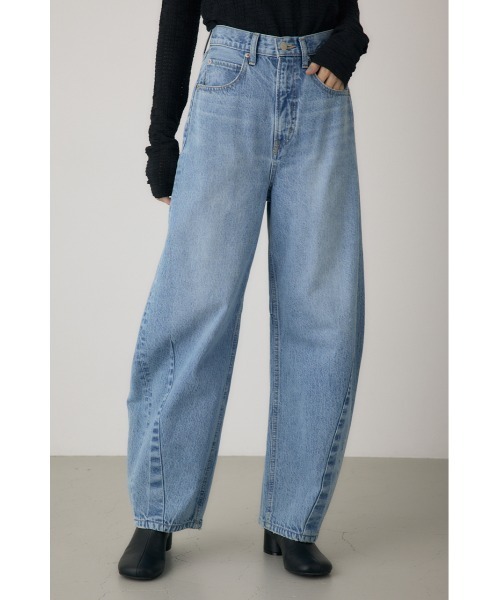 crie conforto（クリーコンフォルト）の「バルーンデニムパンツ（デニムパンツ・レディース・ライトブルー・SMALL/MEDIUM）」の12枚目の写真