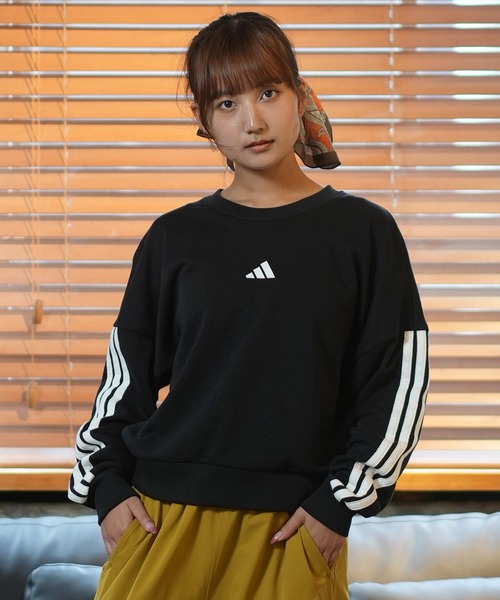 adidas(アディダス)の「adidas/アディダス レギュラーフィットスウェット KVC40(スウェット・レディース・グレー×ホワイト/ブラック×ホワイト・M/L)」の3枚目の写真