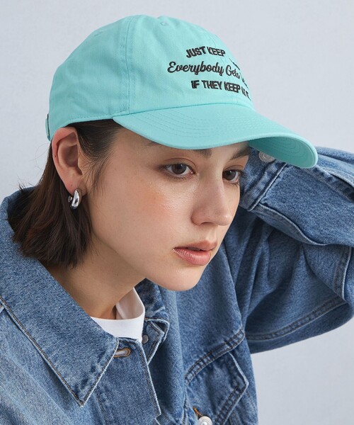green label relaxing（グリーンレーベルリラクシング）の「メッセージ ロゴキャップ / CAP（キャップ・レディース・ダークグレー/ライトブルー/ナチュラル・FREE）」の3枚目の写真