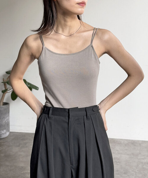 CPCM（シーピーシーエム）の「カップ付き肩紐Wキャミインナー（キャミソール・レディース・ホワイト系その他/ベージュ系その他/ブラック/ベージュ/イエロー・FREE）」の7枚目の写真