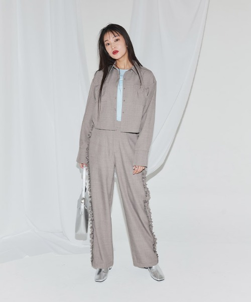 ECLAM(クラム)の「2WAY サイドフリル ドロスト ストレートパンツ(その他パンツ・レディース・ベージュ系その他/ネイビー・S/M)」の12枚目の写真