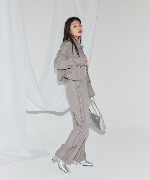 ECLAM(クラム)の「2WAY サイドフリル ドロスト ストレートパンツ(その他パンツ・レディース・ベージュ系その他/ネイビー・S/M)」の14枚目の写真