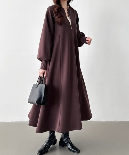 COCOMOMO(ココモモ)の「【サイズ×カラー展開あり】前後2way ボリュームスリーブ ハーフジップワンピース(ワンピース・レディース・ダークグレー/ライトベージュ/ダークブラウン/ブラック・S/M/L)」の3枚目の写真
