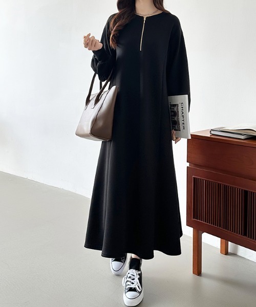 COCOMOMO(ココモモ)の「【サイズ×カラー展開あり】前後2way ボリュームスリーブ ハーフジップワンピース(ワンピース・レディース・ダークグレー/ライトベージュ/ダークブラウン/ブラック・S/M/L)」の12枚目の写真