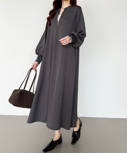 COCOMOMO(ココモモ)の「【サイズ×カラー展開あり】前後2way ボリュームスリーブ ハーフジップワンピース(ワンピース・レディース・ダークグレー/ライトベージュ/ダークブラウン/ブラック・S/M/L)」の21枚目の写真