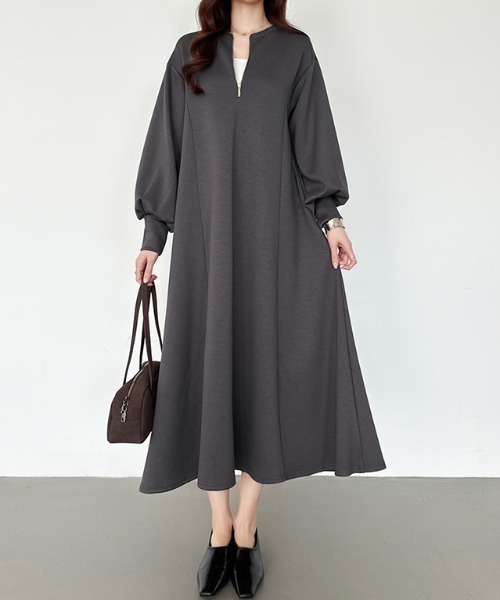 COCOMOMO(ココモモ)の「【サイズ×カラー展開あり】前後2way ボリュームスリーブ ハーフジップワンピース(ワンピース・レディース・ダークグレー/ライトベージュ/ダークブラウン/ブラック・S/M/L)」の20枚目の写真