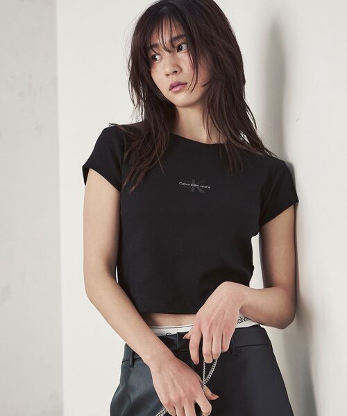 モノグラム ベイビーTシャツ（Tシャツ/カットソー）｜Calvin