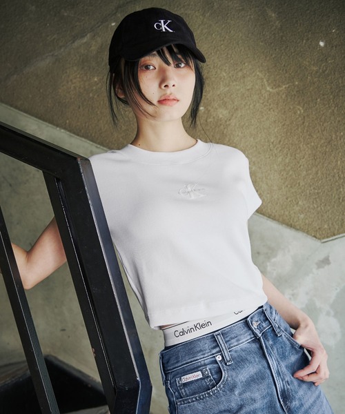   Jeans　モノグラム ベイビー Tシャツ モノグラム ベイビーTシャツ（Tシャツ/カットソー）｜Calvin