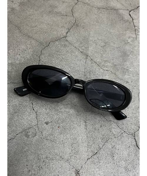 EMODA（エモダ）の「オーバルフレームアイウェア（メガネ・レディース・ブラック・FREE）」の2枚目の写真