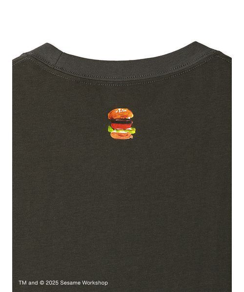 SESAME STREET（セサミストリート）の「【ヒラノトシユキ】【UNISEX】オリジナルアートTシャツ（Tシャツ/カットソー・レディース・アイボリー/チャコールグレー・MEDIUM/LARGE）」の5枚目の写真