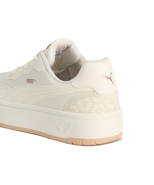 PUMA(プーマ)の「PUMA プーマ ウィメンズ コート ラリー SKYE LC スニーカー(スニーカー・レディース・オフホワイト・22.0cm/22.5cm/24.0cm/24.5cm/23.0cm/23.5cm/26.0cm/25.0cm/25.5cm)」の9枚目の写真
