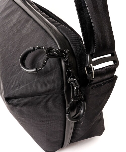 beruf baggage（ベルーフバゲッジ）の「【beruf baggage/ベルーフ バゲッジ】URBAN EXPLORER 6.0XP（ショルダーバッグ・メンズ・ブラック・FREE）」の3枚目の写真