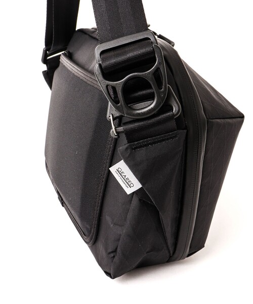 beruf baggage（ベルーフバゲッジ）の「【beruf baggage/ベルーフ バゲッジ】URBAN EXPLORER 6.0XP（ショルダーバッグ・メンズ・ブラック・FREE）」の14枚目の写真