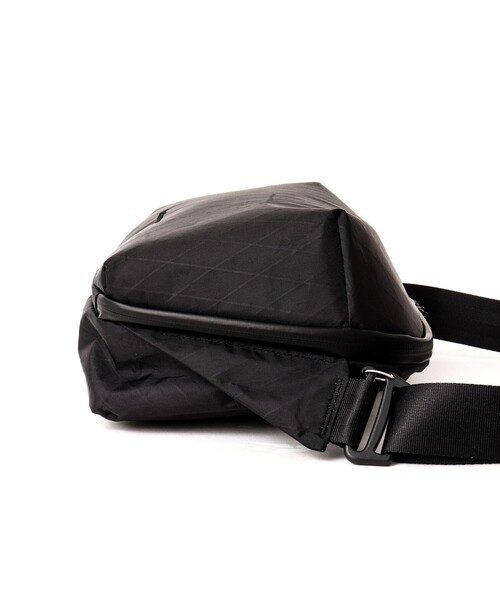 beruf baggage（ベルーフバゲッジ）の「【beruf baggage/ベルーフ バゲッジ】URBAN EXPLORER 6.0XP（ショルダーバッグ・メンズ・ブラック・FREE）」の18枚目の写真