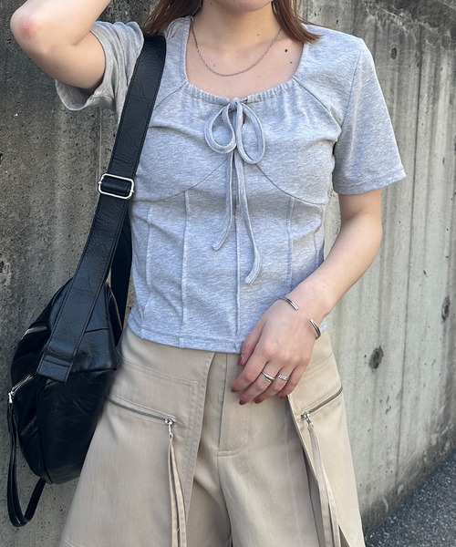solleim（ソルレム）の「フロントリボンギャザーTシャツ（Tシャツ/カットソー・レディース・ブラック/オフホワイト/グレー・M/L）」の20枚目の写真