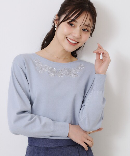couture brooch(クチュールブローチ)の「【大人可愛い・通勤】フラワーエンブロニット(ニット/セーター・レディース・ホワイト系5/ブルー/オフホワイト・42/38)」の19枚目の写真