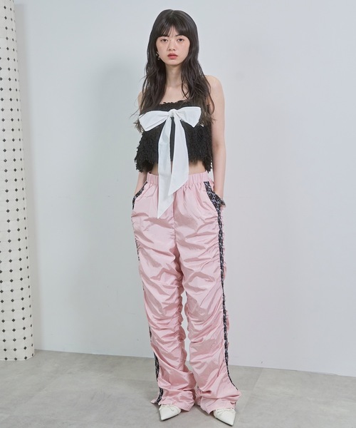 VIOLETTA（ヴィオレッタ）の「カップ付きフリンジベアトップ（チューブトップ・レディース・ブラック/グレー・FREE）」の5枚目の写真