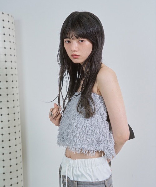 VIOLETTA（ヴィオレッタ）の「カップ付きフリンジベアトップ（チューブトップ・レディース・ブラック/グレー・FREE）」の8枚目の写真